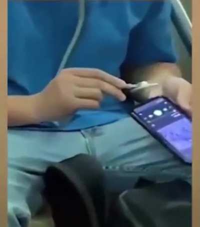 steteskop u olan var mı amk biri denesin şunu