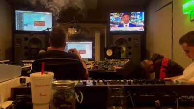 "unheard Mike Dean &ldquo;His &amp;amp; Hers&rdquo; Outro. Was supposed to be on the song. Pushed it over 4 Mins. Had to cut it. Still beautiful tho. Mikes the real GOAT." - Taz Taylor