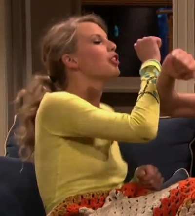 T-Swift on SNL