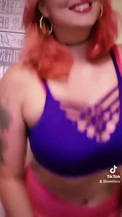 Sara @Sarothica