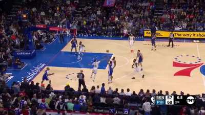 [Highlight] De'Anthony Melton drills it at the buzzer