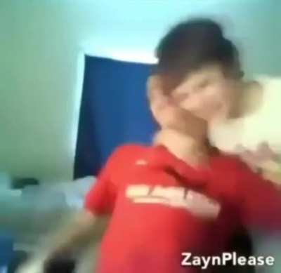 Rela&ccedil;&atilde;o saud&aacute;vel entre irm&atilde;os
