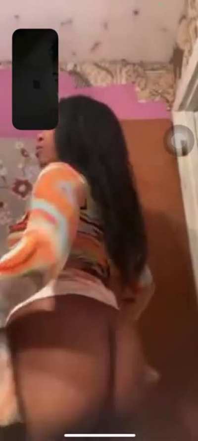 🏪