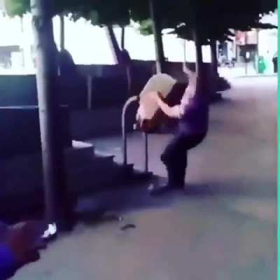 He got a taste of instant karma 😂
