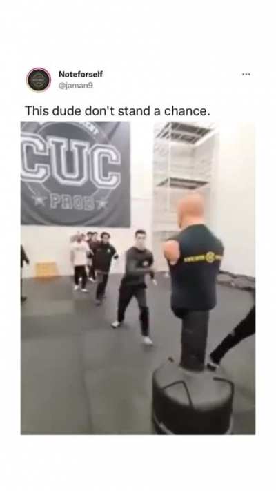This dude don&rsquo;t stand a chance