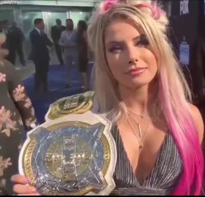 Sexy Lexi