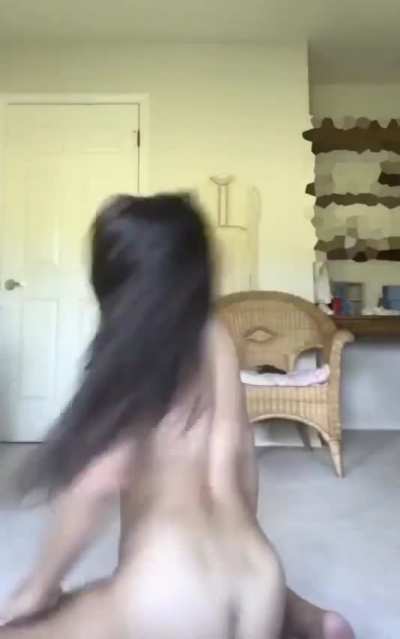 When my boyfriend and i first started dating he asked me to send him a &ldquo;sexy dancing video&rdquo; i felt shy because id never made or sent anything like that before... BUT he realllly liked it a lot!! so i thought... maybe you guys would like it too? 😻