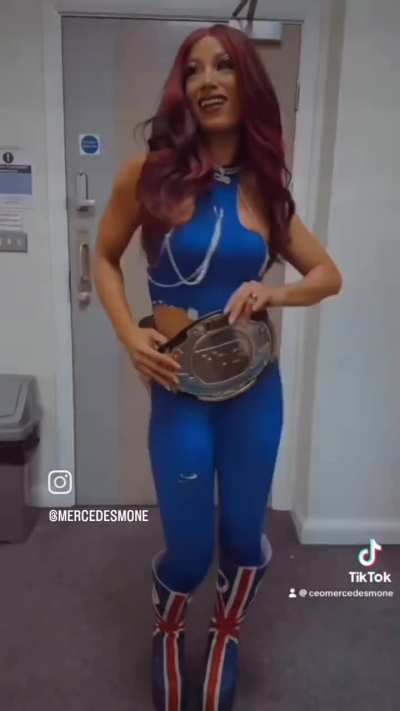 Mercedes Mone