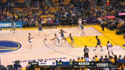 [Highlight] Back to back blocks for Sabonis