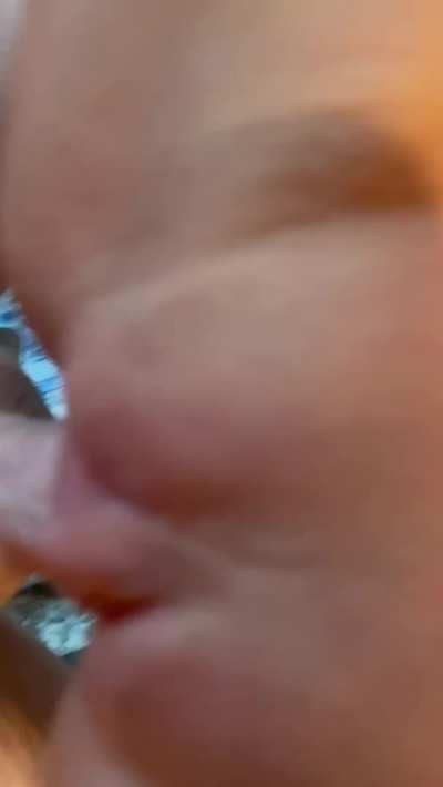 Love the way my lips grip his cock and he fucks me 😈