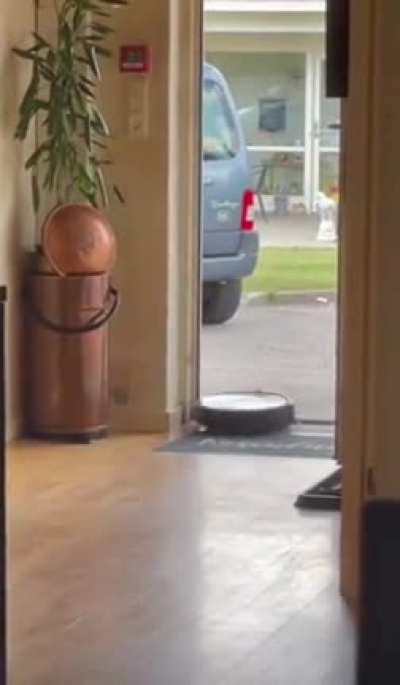 My roomba people need me