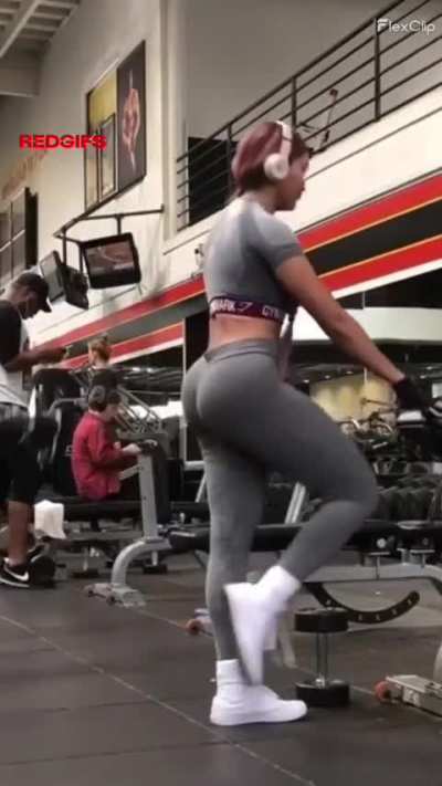Spiciest hourglass figure pt.23