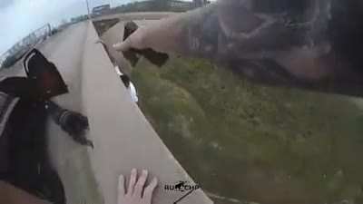 "JuSt Do wHaT tHe pOlIcE tElL yOu"
