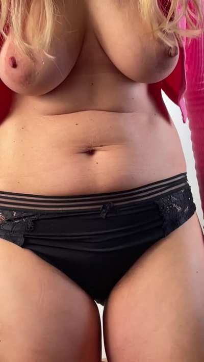 I can show you my fertile mombod everyday