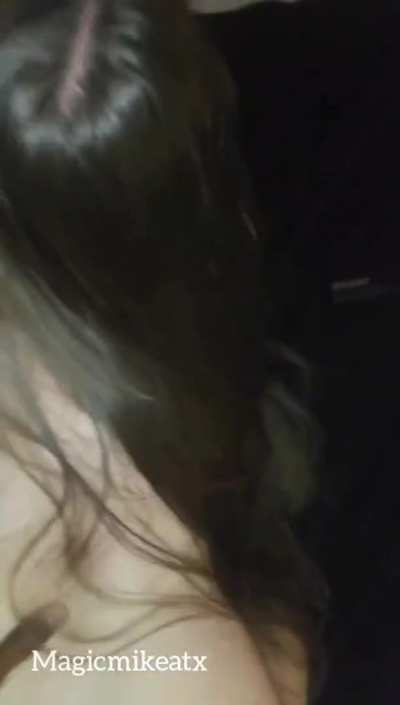 Sexy Ass Brunette let me fuck raw on our first date, She can't resist BBC&spades;️💦 Full video link on my profile (🔊)