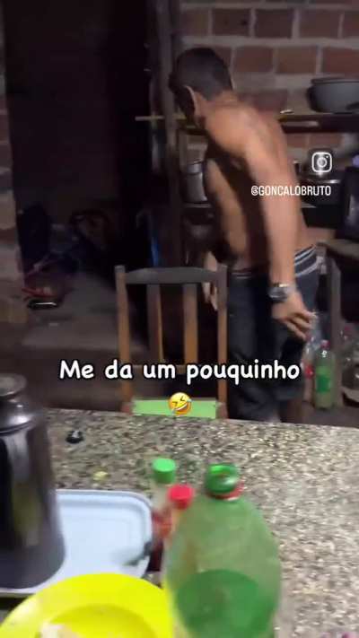 😐