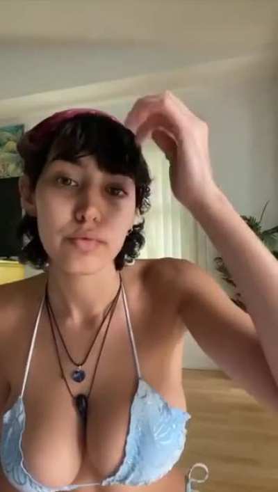 Samantha Fernandez