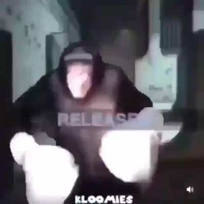 Extra&ntilde;aba subir memes a reddit