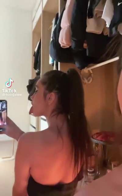 @husvjjalww