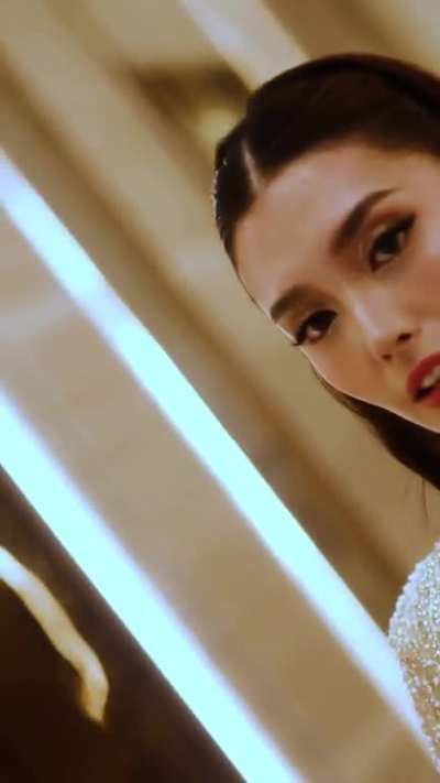 Analyn Barro