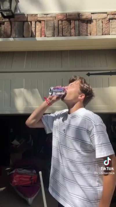 How it feels to chew five gum
