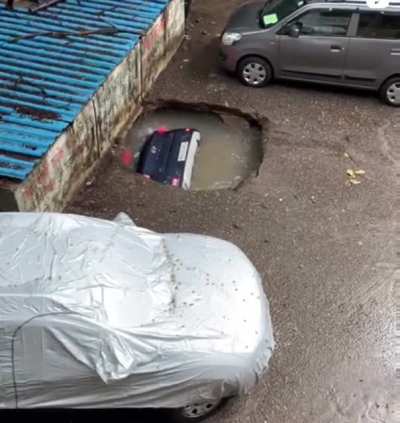 misleading_car
