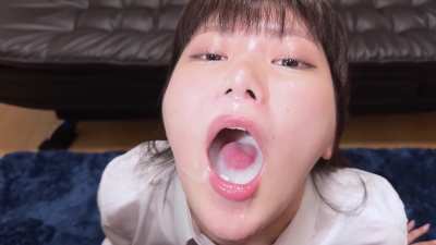 Akari Nonoka swallows a lot of cum