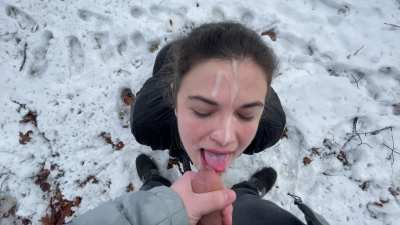 There's nothing like taking a thick load on my face outdoors!