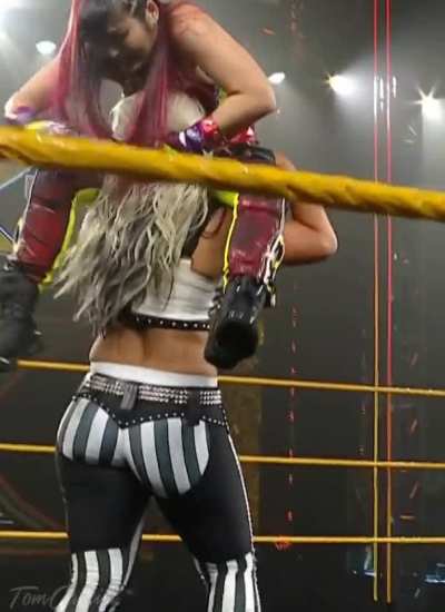 Toni Storm