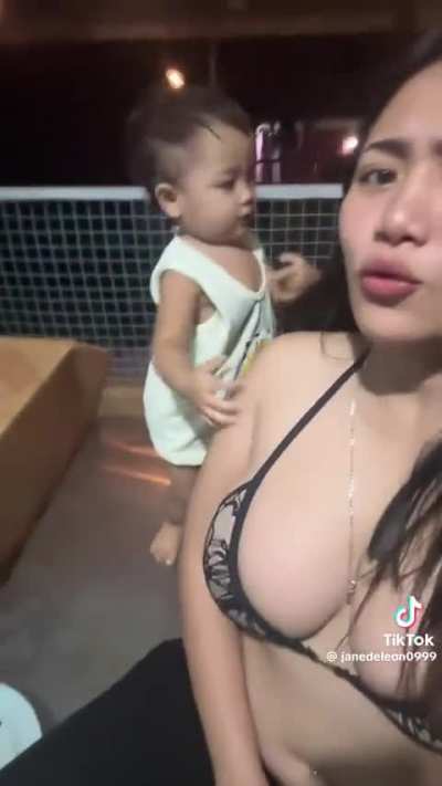 @janedeleon0999