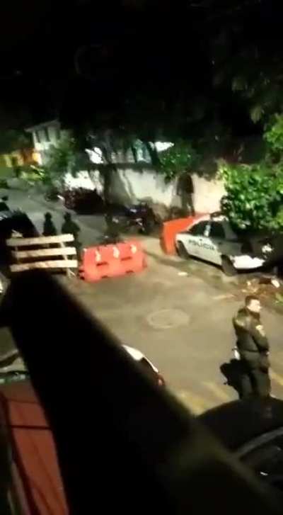 Cali, estaci&oacute;n de polic&iacute;a San Francisco. Mayo 4 / 2021, 11:50 pm. Fire in San Francisco police station, convicts were trapped and policemen didn't help them.