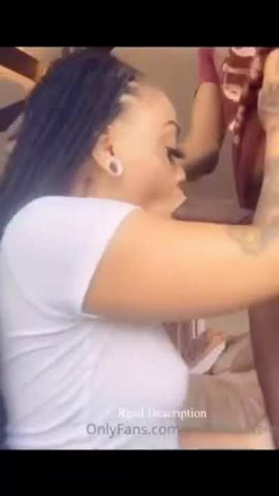 Ebonythroatqueens👸🏿🍆 join in comments for more. Cum, watch, and adore my kings ☺️💦