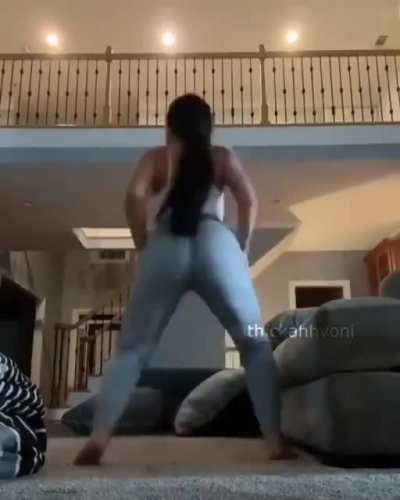 Twerk Queen