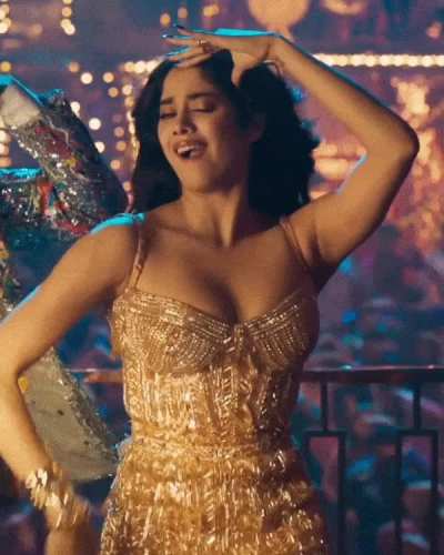 Janhvi Kapoor flaunting her jiggling tits everywhere 💦