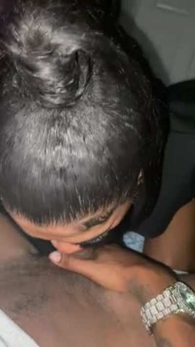 Big ass eye lashes