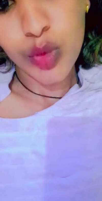 💋