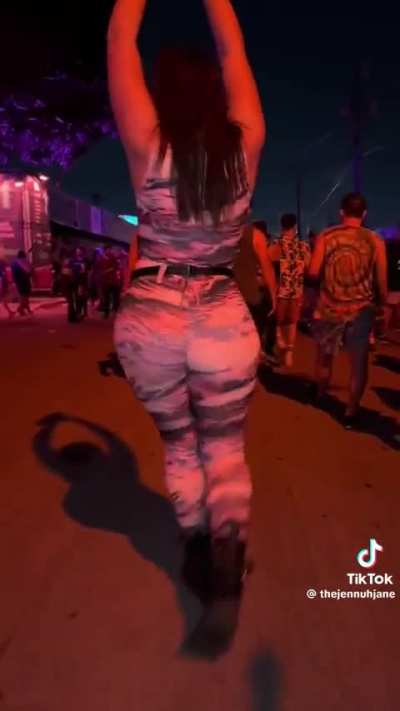 @thejennuhjane