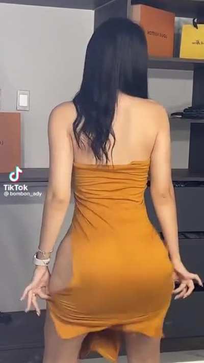 Bombon_ady