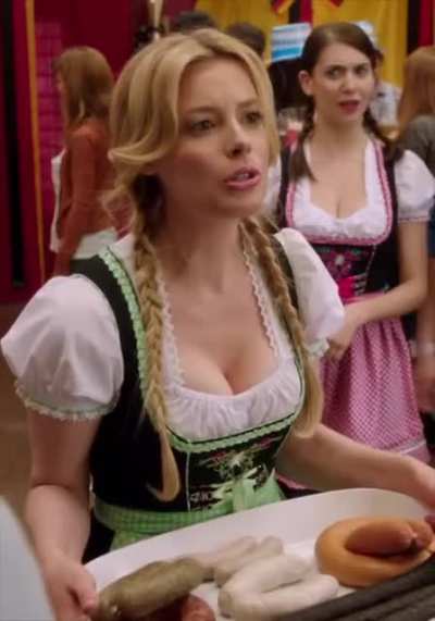 Gillian Jacobs and Alison Brie
