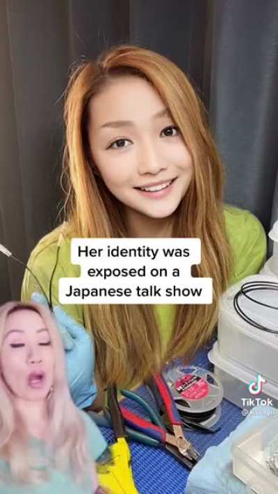 Super Catfish!!! I'm shook and yet I'm wondering how many 40 years old dudes are thinking "wow, I could probably make some money with an OnlyFans page."