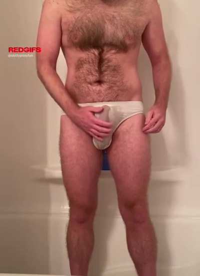 Pissing myself turns me on so much
