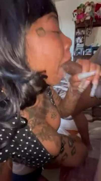 She only sucks bbc like this! So nasty and aggressive! Heat Wave Head 🥵