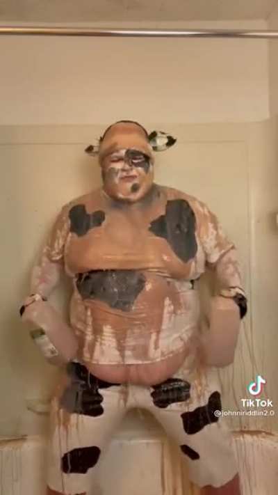 He have 2.9M Follower...And literally all of his videos are like this.