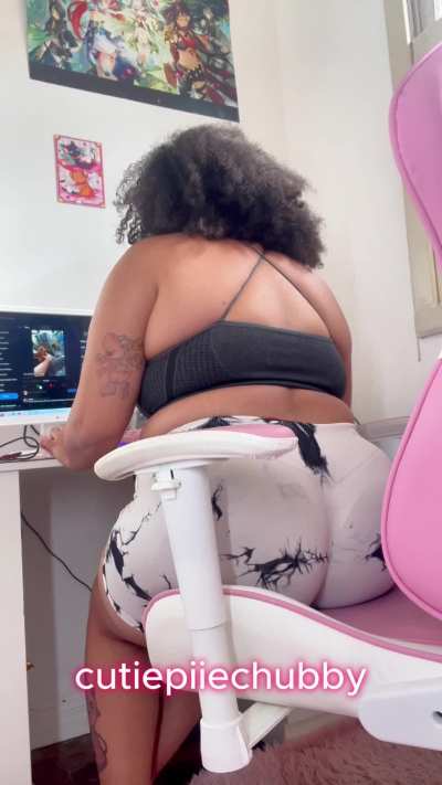 Farting while working 