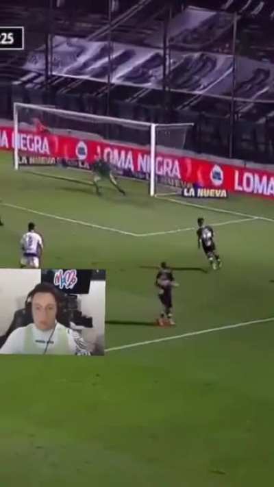 Momo cuando pierde platense