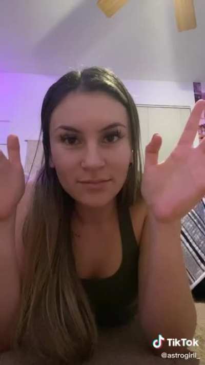 clapping on the floor
