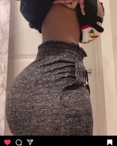 That&rsquo;s some body 🍑