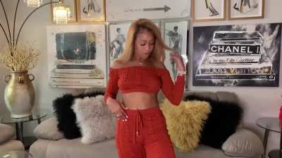 Fashion NOva