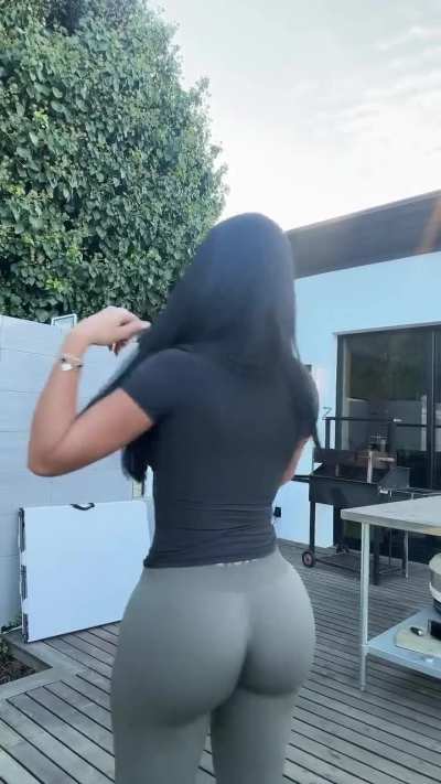 @Esterbby111