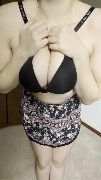 all of my weight goes to my naturally perky boobs, are they your type?